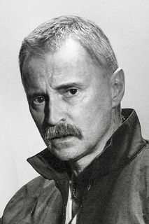 Robert Carlyle